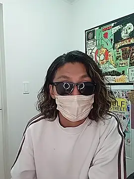 specialz0831 online show from 10-24-25, 11:20