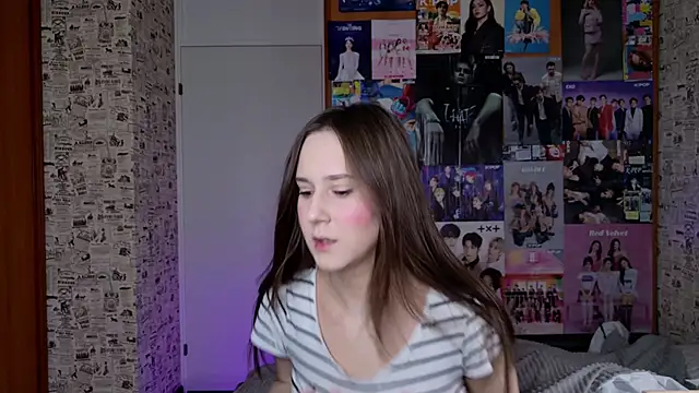 LucyRose3 online show from 11-30-25, 04:13