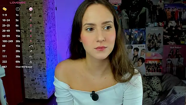 LucyRose3 online show from 09-09-25, 03:21