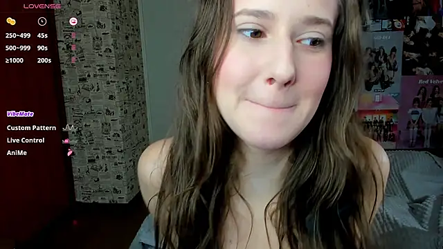 LucyRose3 online show from 10-08-25, 03:46