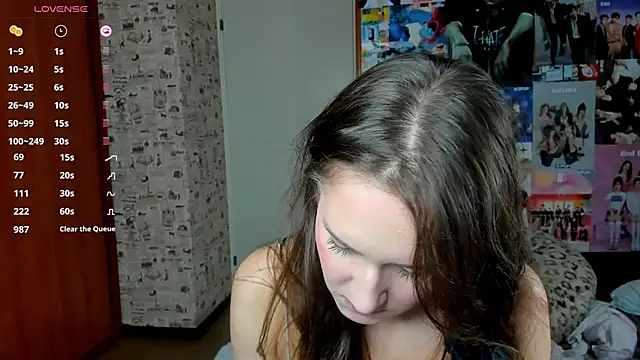 LucyRose3 online show from 10-09-25, 04:35
