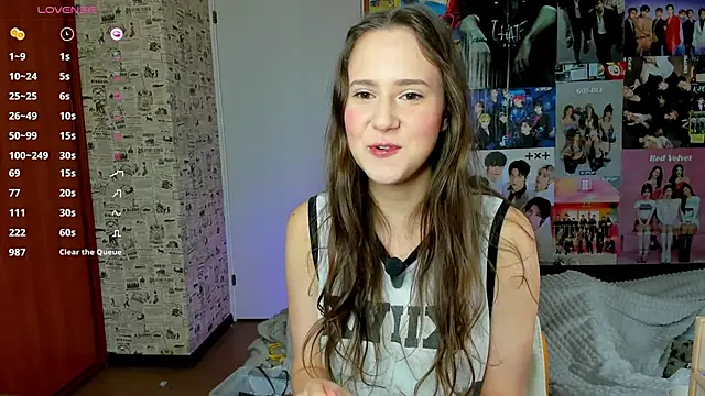LucyRose3 online show from 09-28-25, 07:48