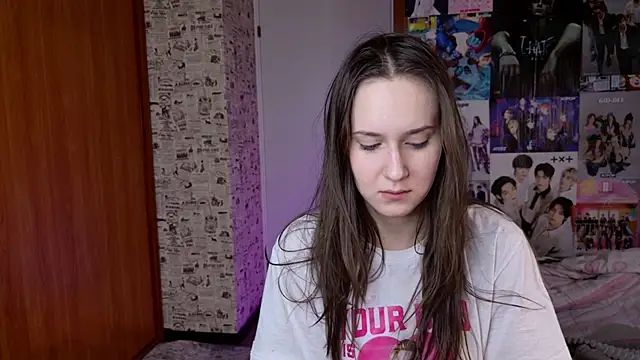 LucyRose3 online show from 12-18-25, 03:16