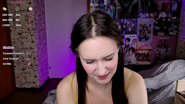 LucyRose3 online show from 11-07-25, 04:50