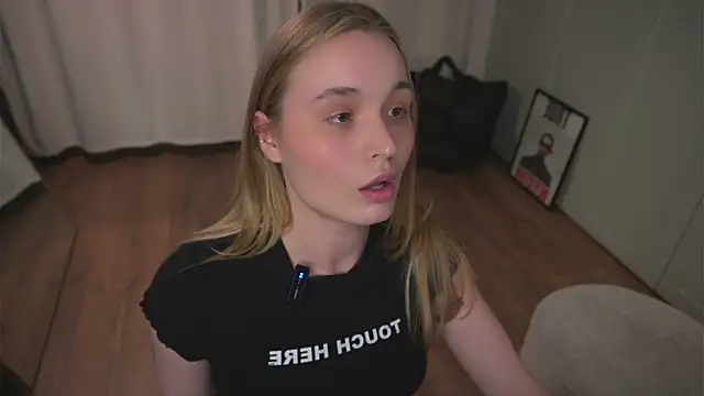 lisa schiele online show from 04-03-26, 08:48