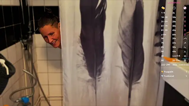 SwingWingWomanSweden online show from 11-28-25, 10:32