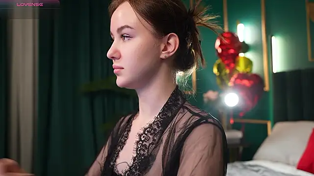 MarySparkle online show from 02-07-26, 04:42