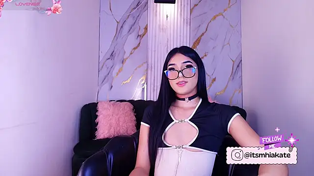 Snapshot of Mhiaa_Sweet chatting on 05-23-26, 12:15 Mhiaa Sweet online show from 05-23-26, 12:15