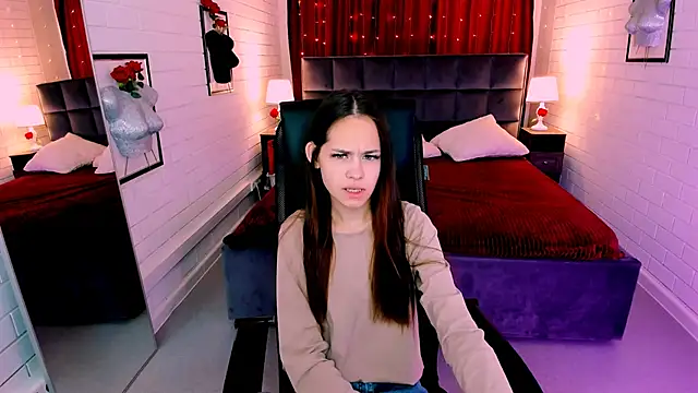 UliaNeer online show from 10-03-25, 05:09