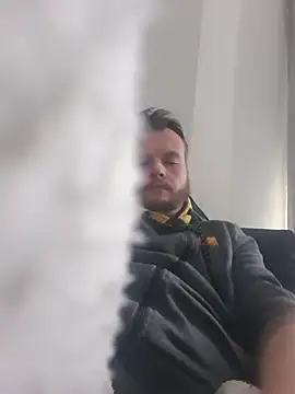 blueeyesss online show from 10-26-25, 02:06