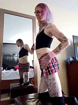 Kaotikkisses online show from 11-03-25, 01:58