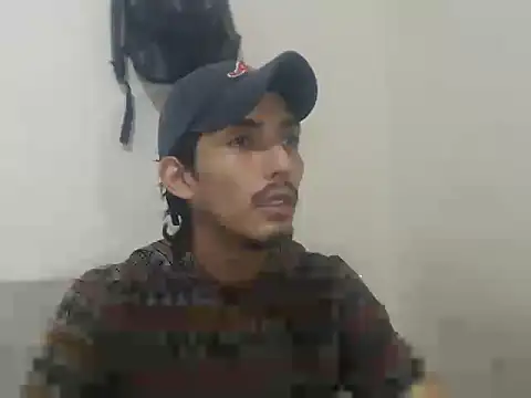 Snapshot of snackontime18 chatting on 07-09-26, 12:22 snackontime18 online show from 07-09-26, 12:22