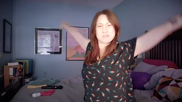 MommyGoddessL online show from 10-10-25, 06:31