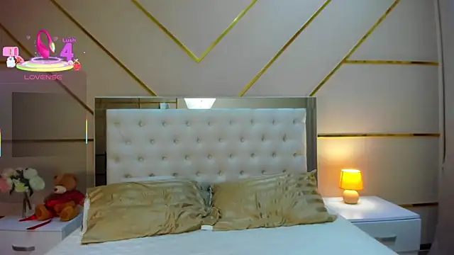 BeatriceAddams online show from 09-10-25, 11:37