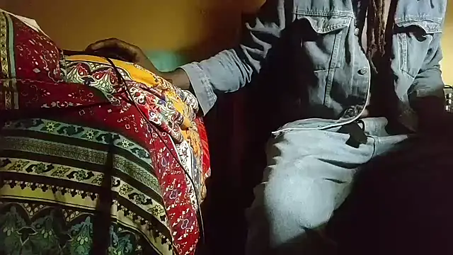 EYEzIAM online show from 11-06-25, 09:57