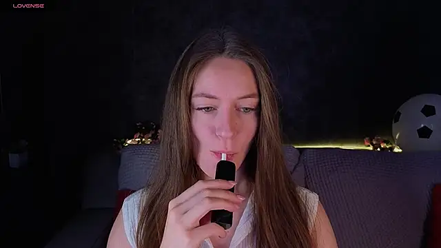 Agnes Wells online show from 06-20-26, 01:10