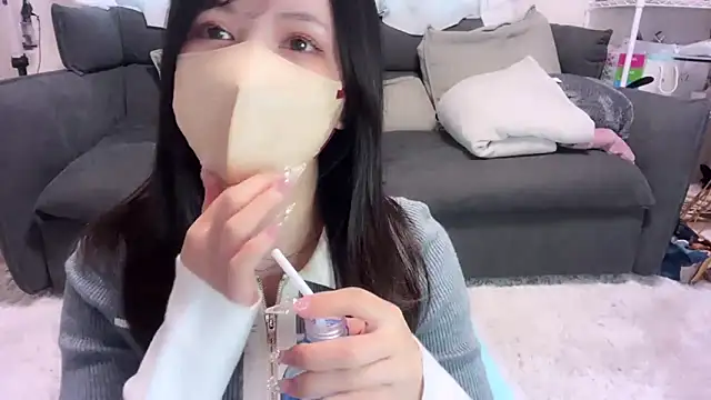 moemilk online show from 03-11-26, 12:04