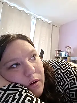 Snapshot of Feuchtekitty92@xh chatting on 10-15-25, 08:55 Feuchtekitty92xh online show from 10-15-25, 08:55