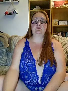 Luscious-LucyXX online show from 06-12-26, 08:28