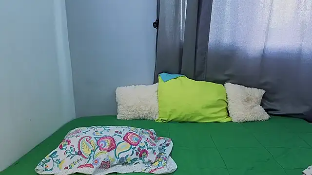 Penelophe01 online show from 03-28-26, 07:04