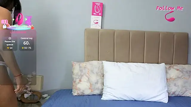 Penelophe01 online show from 01-15-26, 10:35