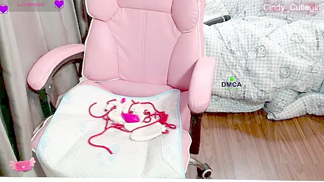 Cindy Cutiegirl online show from 04-12-26, 10:24