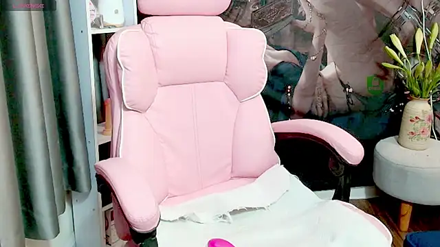 Cindy Cutiegirl online show from 11-05-25, 10:24