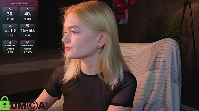 Carrie Foster online show from 03-03-26, 02:02