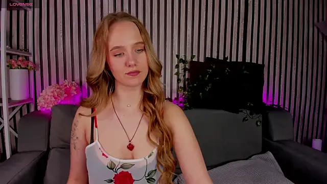 Casey Sweeet online show from 04-04-26, 03:07