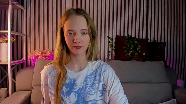 Casey Sweeet online show from 04-21-26, 09:16