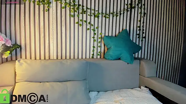 Casey Sweeet online show from 12-05-25, 09:30