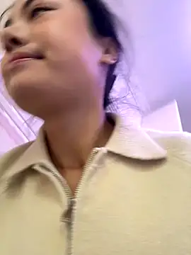 wen521 online show from 10-31-25, 01:35