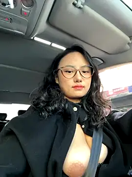 wen521 online show from 10-30-25, 01:48