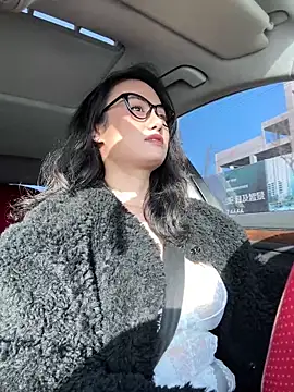 wen521 online show from 12-02-25, 01:28