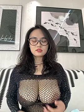 wen521 online show from 12-17-25, 01:10