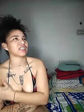 Vale Nikol21 online show from 12-15-25, 02:17