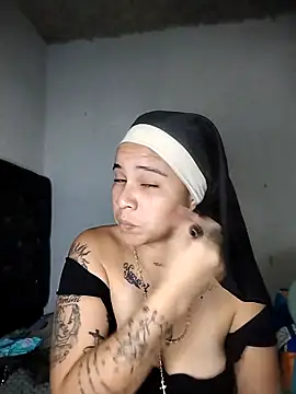 Vale Nikol21 online show from 12-21-25, 02:13