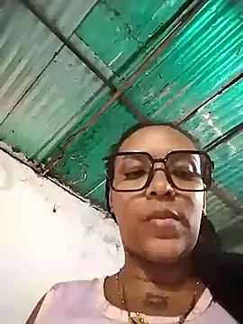 Snapshot of Vale_Nikol21 chatting on 03-14-26, 12:16 Vale Nikol21 online show from 03-14-26, 12:16