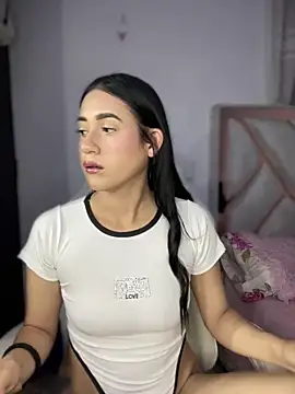 isabela l online show from 03-25-26, 11:47