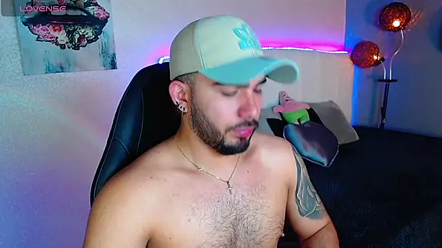 Snapshot of adamhairy chatting on 07-18-26, 08:17 adamhairy online show from 07-18-26, 08:17