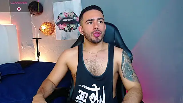Snapshot of adamhairy chatting on 06-21-26, 12:38 adamhairy online show from 06-21-26, 12:38