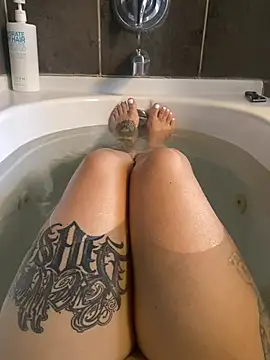 starsaligned online show from 04-04-26, 01:34