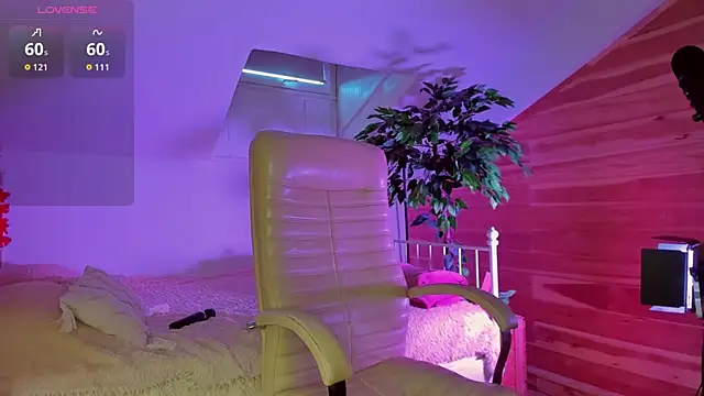 AuroraShoww online show from 10-09-25, 01:00