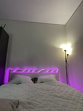 TiffaNoel online show from 10-13-25, 04:30
