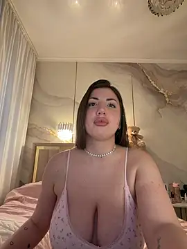 Snapshot of TiffaNoel chatting on 03-26-26, 02:15 TiffaNoel online show from 03-26-26, 02:15