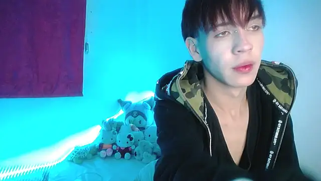 lucky stricke online show from 12-16-25, 06:06