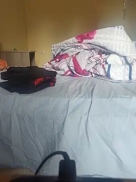 Snapshot of Nesch82 chatting on 02-22-26, 11:45 Nesch82 online show from 02-22-26, 11:45