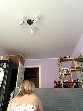 KassandraTress online show from 10-07-25, 01:34