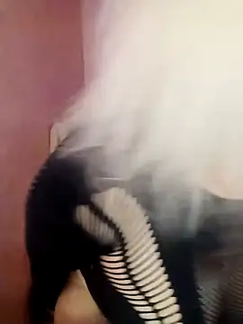 SquirtMilf00 online show from 04-01-26, 03:41