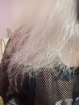 Snapshot of SquirtMilf00 chatting on 07-07-26, 03:20 SquirtMilf00 online show from 07-07-26, 03:20